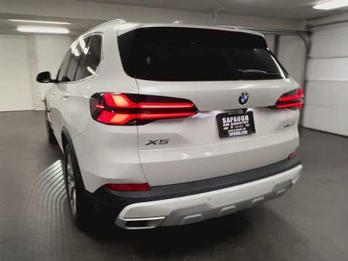 Used 2025 BMW X5 xDrive40i w/ Premium Package AWD/4WD image 7