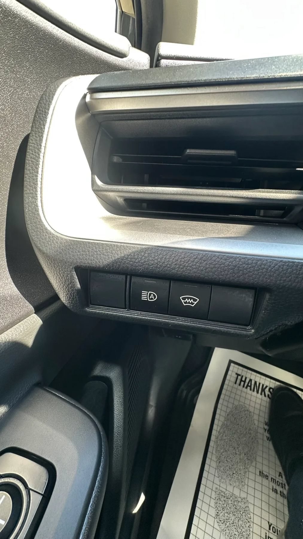 Used 2023 Toyota Prius LE FWD image 12