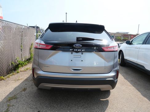 Used 2024 Ford Edge SEL AWD/4WD image 5