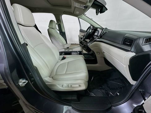 Used 2025 Honda Odyssey EX-L image 12