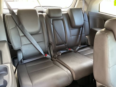 Used 2014 Honda Odyssey Touring Elite image 47