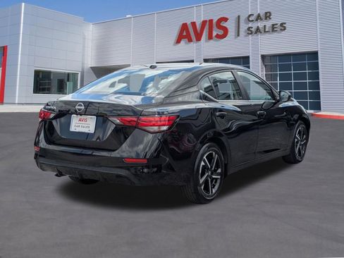 Used 2025 Nissan Sentra SV FWD image 6