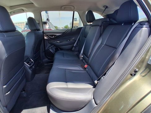 Used 2024 Subaru Outback Touring AWD/4WD image 19