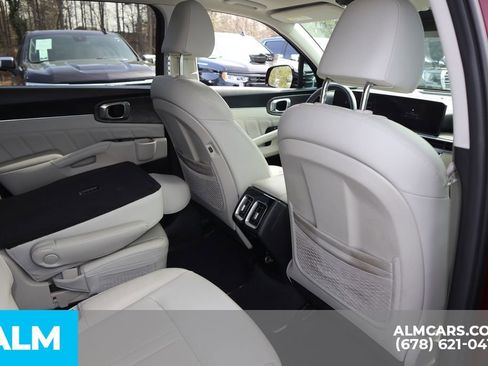Used 2024 Kia Sorento SX image 24