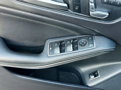 Used 2019 Mercedes-Benz GLA 250 4MATIC image 17