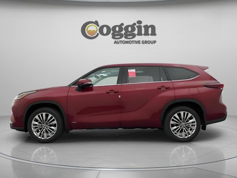 New 2026 Toyota Highlander Platinum AWD/4WD image 6