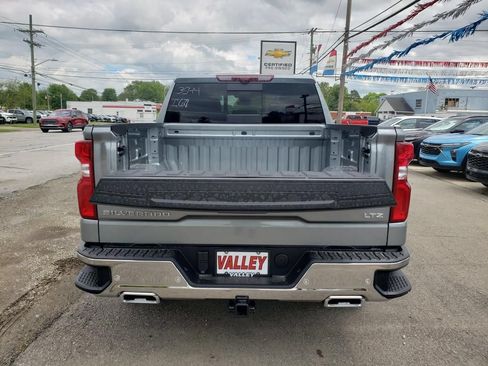 New 2026 Chevrolet Silverado 1500 LTZ w/ LTZ Premium Package AWD/4WD image 10