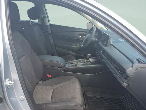 Used 2024 Honda Accord EX image 39