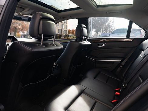 Used 2014 Mercedes-Benz E 250 BlueTEC Sedan w/ Premium 1 Package image 23