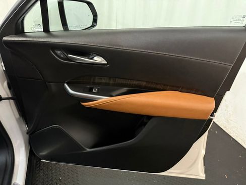 Used 2022 Cadillac XT4 Premium Luxury w/ Enhanced Visibility Package image 30