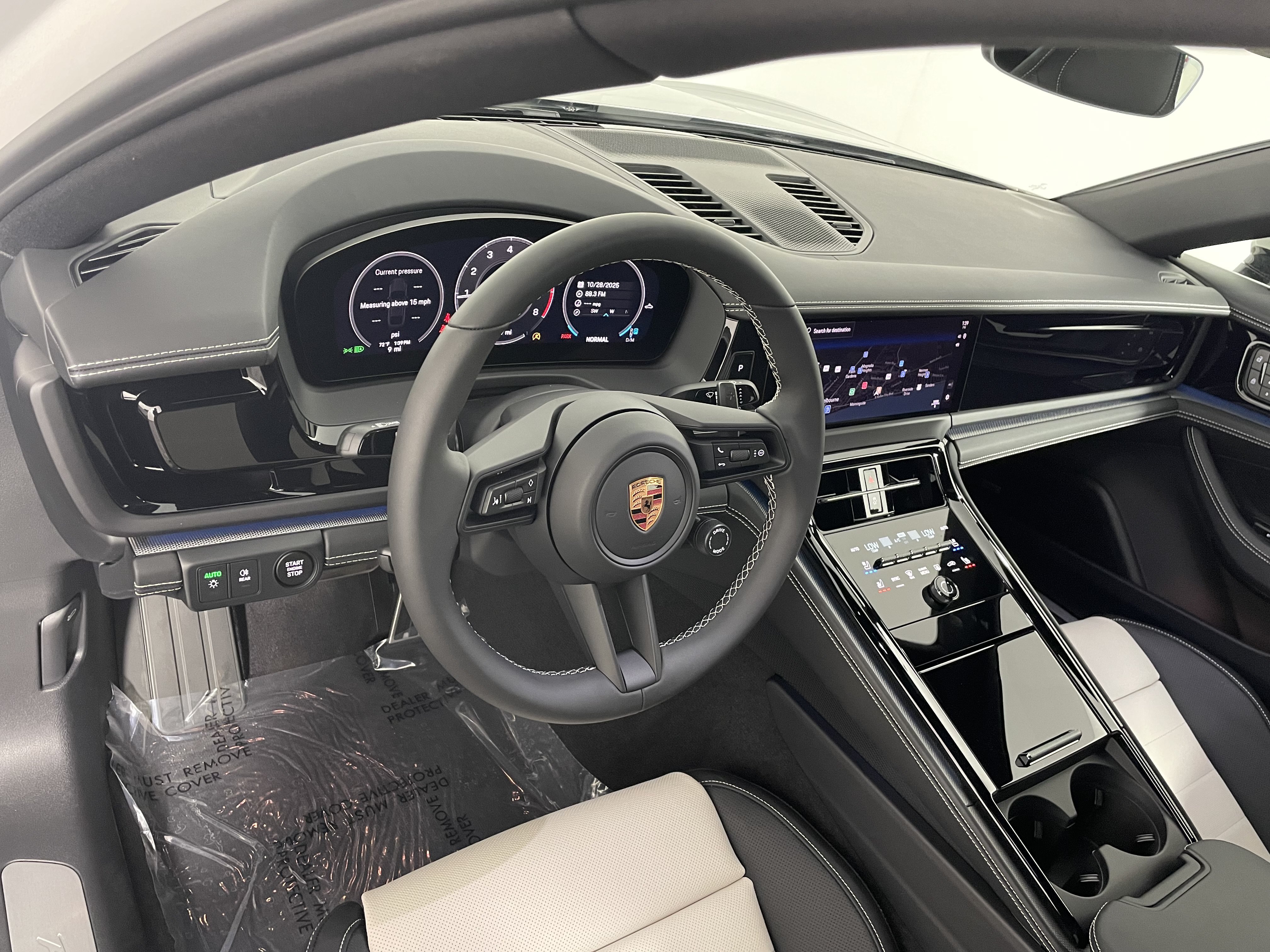 New 2026 Porsche Panamera RWD image 4