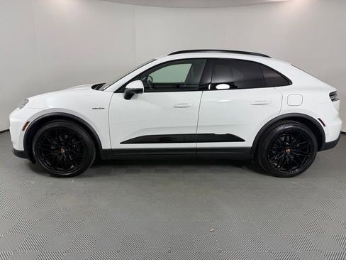 New 2026 Porsche Macan Electric image 2