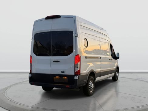 Used 2022 Ford Transit 250 Base image 6
