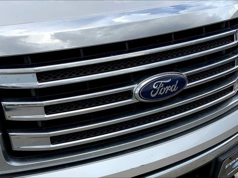 Used 2014 Ford F150 Lariat w/ Equipment Group 502A Luxury AWD/4WD image 23