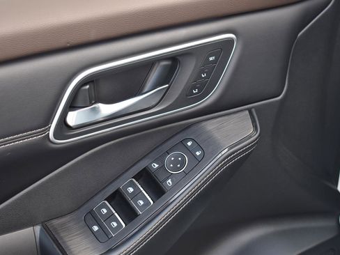 Used 2023 Nissan Rogue Platinum w/ Platinum Premium Package AWD/4WD image 25