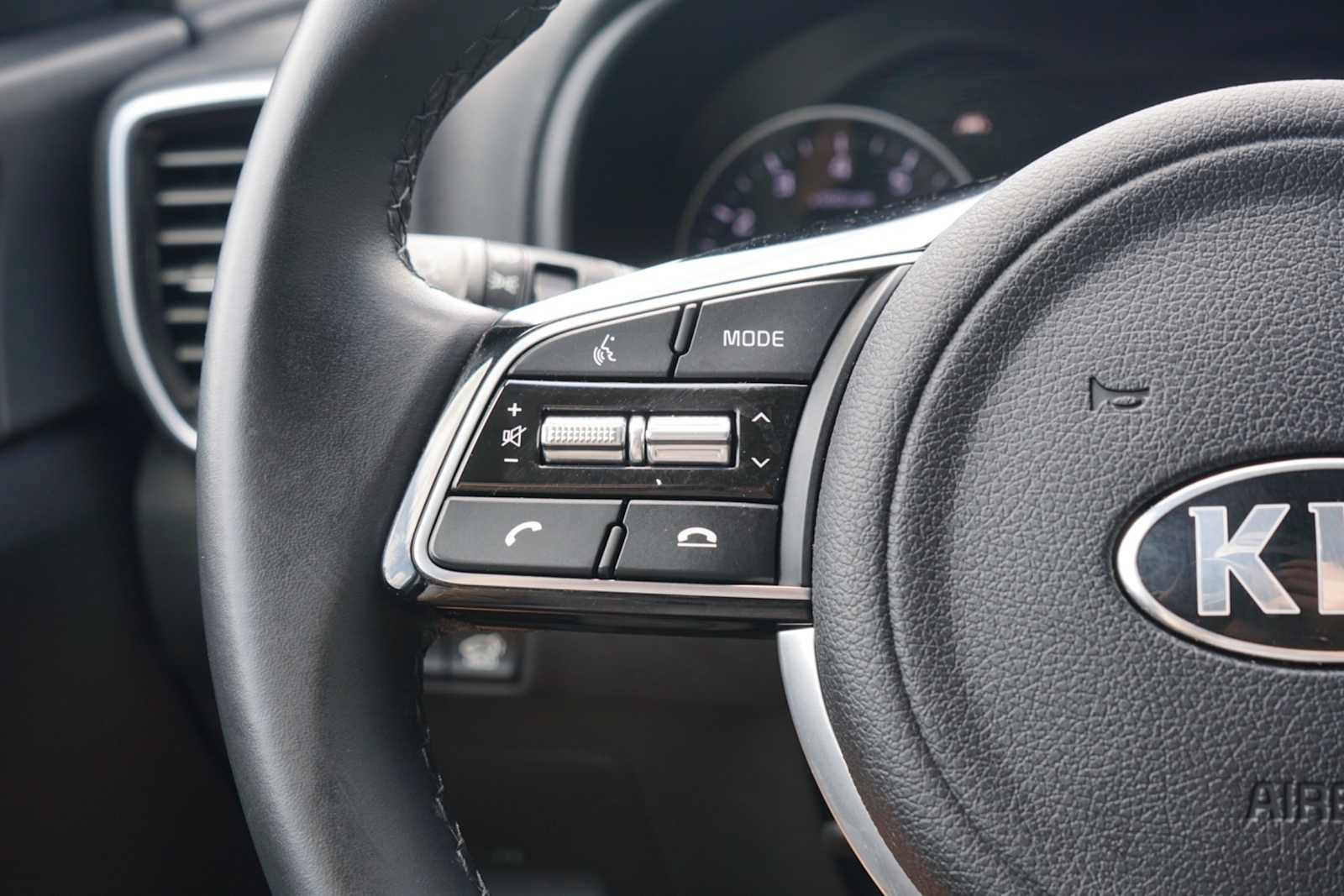 Used 2020 Kia Sportage EX FWD image 13