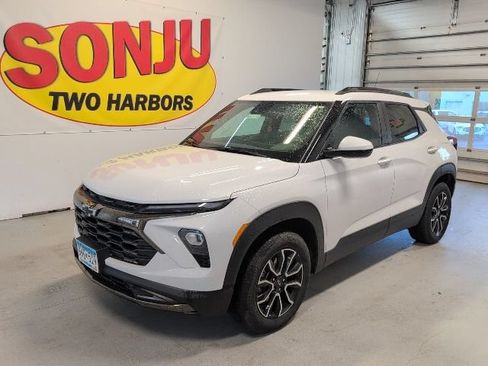 Certified 2024 Chevrolet TrailBlazer ACTIV w/ Convenience Package AWD/4WD image 1