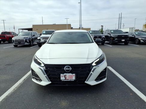 Used 2025 Nissan Altima 2.5 S image 8