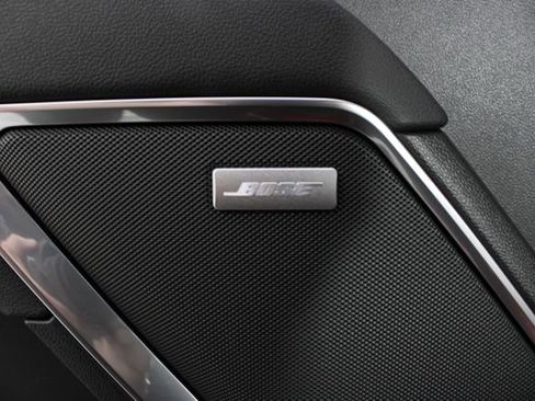 New 2026 GMC Sierra 1500 SLT AWD/4WD image 17