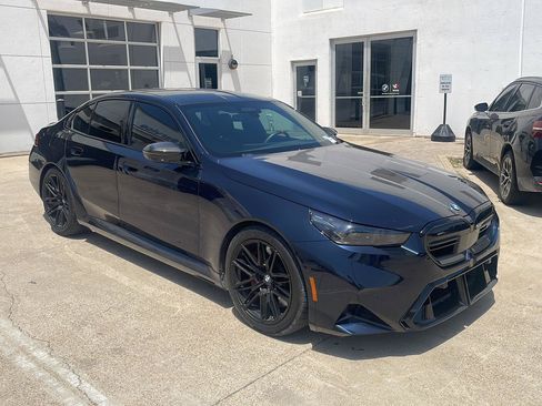 Used 2026 BMW M5 w/ Carbon Package AWD/4WD image 2