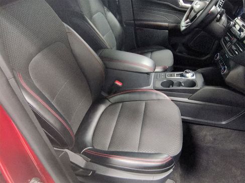 Used 2025 Ford Escape ST-Line image 22