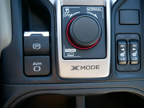 Used 2020 Subaru Forester Premium image 29