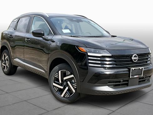 New 2026 Nissan Kicks SV w/ SV Premium Package FWD image 2