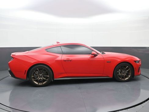 Used 2024 Ford Mustang GT Premium image 8