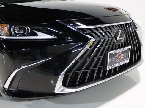 Used 2022 Lexus ES 350 w/ Premium Package image 24