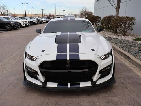 Used 2022 Ford Mustang Shelby GT500 w/ Technology Package image 3