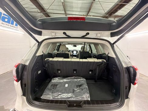 Used 2024 Subaru Ascent Limited w/ Technology Package AWD/4WD image 27