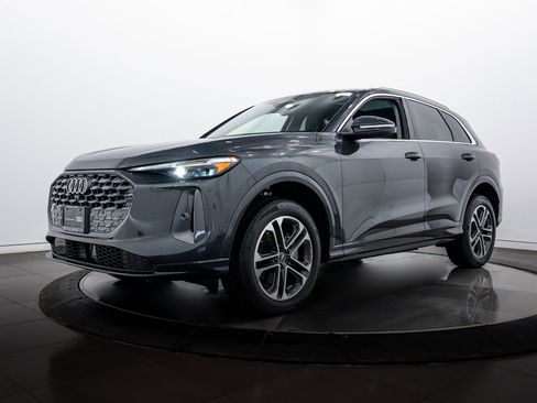 Certified 2025 Audi Q5 Premium Plus w/ Premium Plus image 7