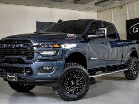 Used 2026 RAM 2500 Big Horn AWD/4WD image 5