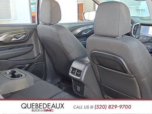 Used 2024 GMC Terrain SLE w/ Driver Convenience Package FWD image 21