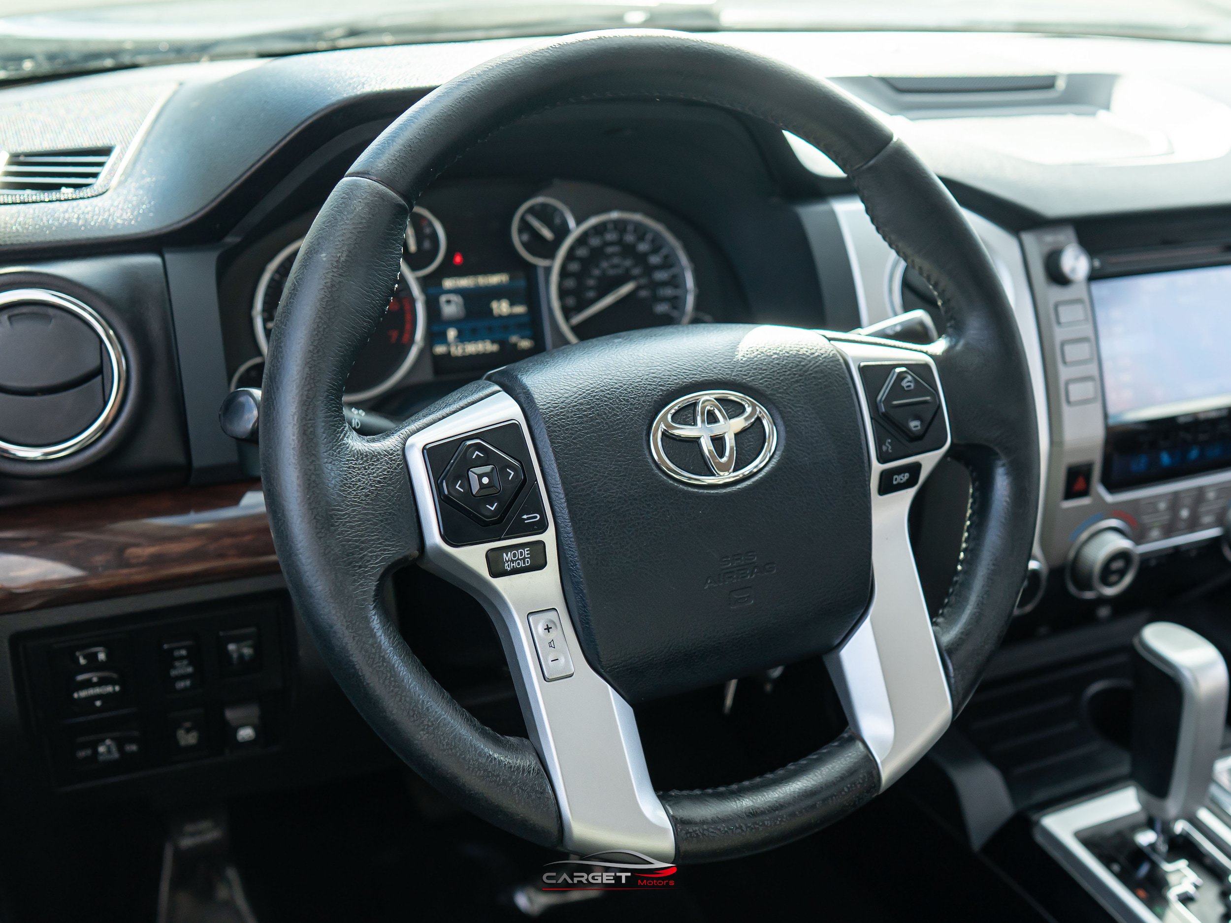 Used 2015 Toyota Tundra Limited w/ Limited Premium Package AWD/4WD image 23