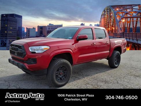 Used 2022 Toyota Tacoma SR image 7