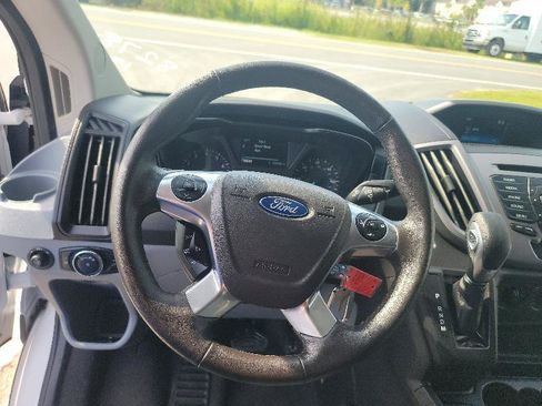 Used 2019 Ford Transit 150 XLT RWD image 12