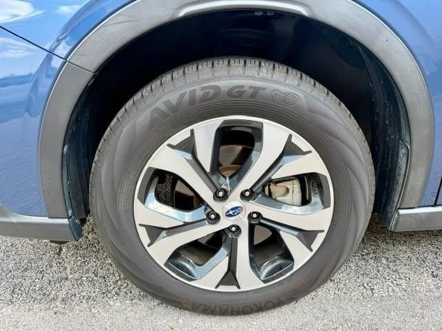 Used 2020 Subaru Outback Limited AWD/4WD image 3