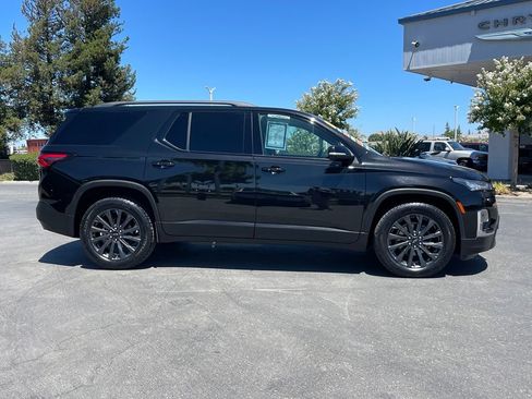 Used 2023 Chevrolet Traverse RS w/ LPO, Floor Liner Package AWD/4WD image 3