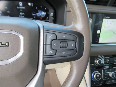 Used 2022 GMC Yukon Denali image 19