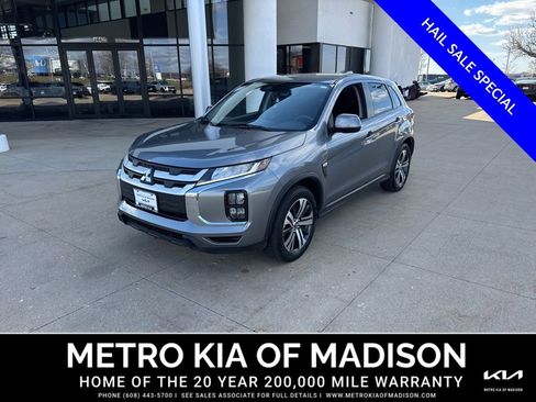 Used 2025 Mitsubishi Outlander Sport ES AWD/4WD image 1