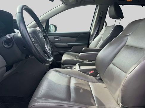 Used 2014 Honda Odyssey EX-L image 19