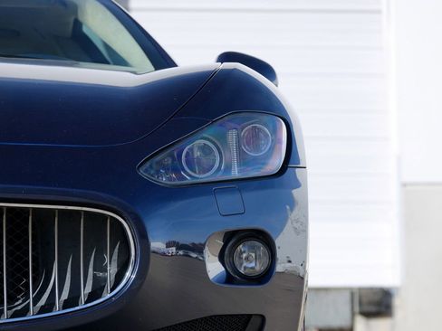 Used 2011 Maserati GranTurismo S image 19