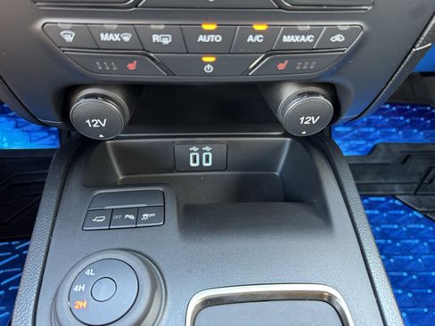 Used 2022 Ford Ranger XLT w/ Equipment Group 302A High AWD/4WD image 17