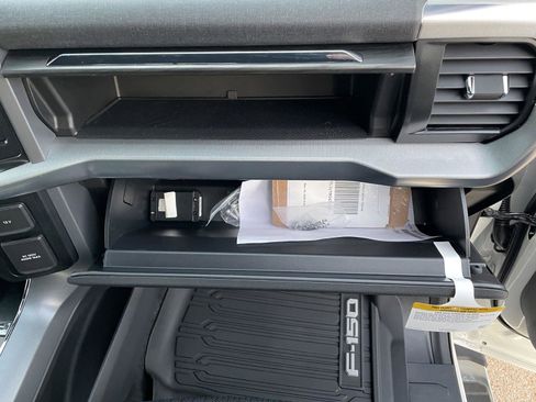 New 2026 Ford F150 Lariat w/ Equipment Group 501A Mid image 32