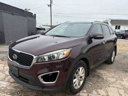 Used 2016 Kia Sorento LX w/ LX Convenience Package
