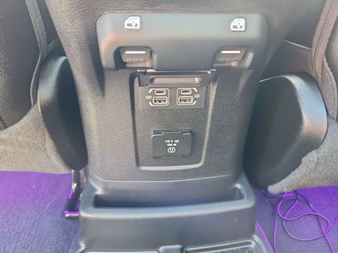 Used 2021 Jeep Wrangler Unlimited Sahara AWD/4WD image 25