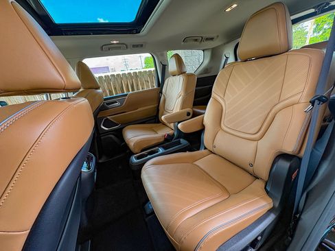 Used 2025 INFINITI QX80 Luxe AWD/4WD image 28
