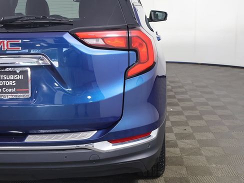 Used 2020 GMC Terrain SLT w/ Preferred Package FWD image 18