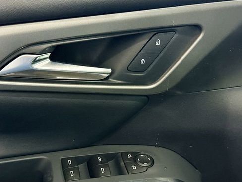 New 2026 Chevrolet Traverse LT w/ LPO, Floor Liner Package image 19